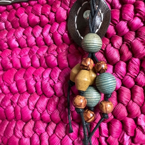 Straw Woven Tote - Picture 6 of 8